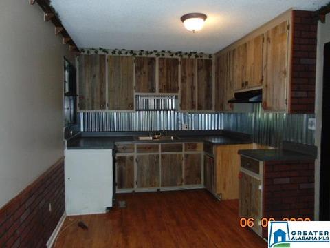 207 Mitzou Dr, Clanton, AL 35045 photo 8