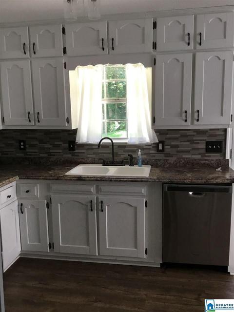 155 Echo Trl, Warrior, AL 35180 photo 10