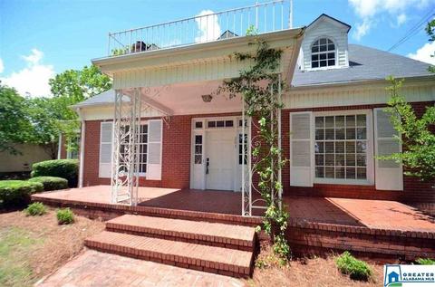 205 4th St N, Clanton, AL 35045 photo 2