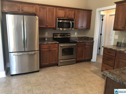 146 Falling Waters Ln, Maylene, AL 35114 photo 2