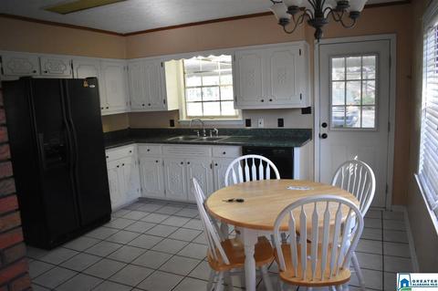 75 2nd Ave, Jemison, AL 35085 photo 6
