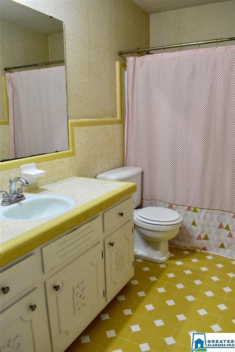 75 2nd Ave, Jemison, AL 35085 photo 22