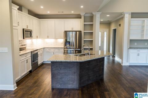 504 9th St, Clanton, AL 35045 photo 8