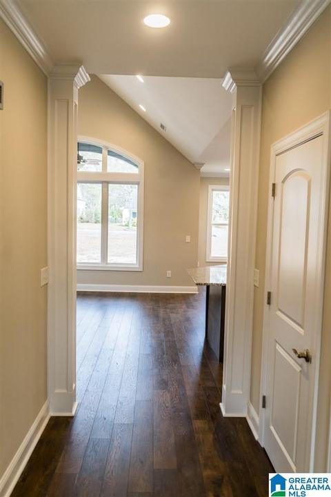 504 9th St, Clanton, AL 35045 photo 18