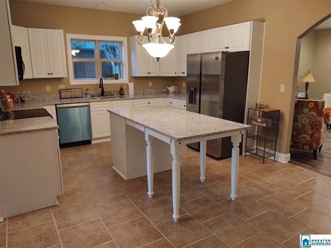 445 Heathersage Rd, Maylene, AL 35114 photo 8