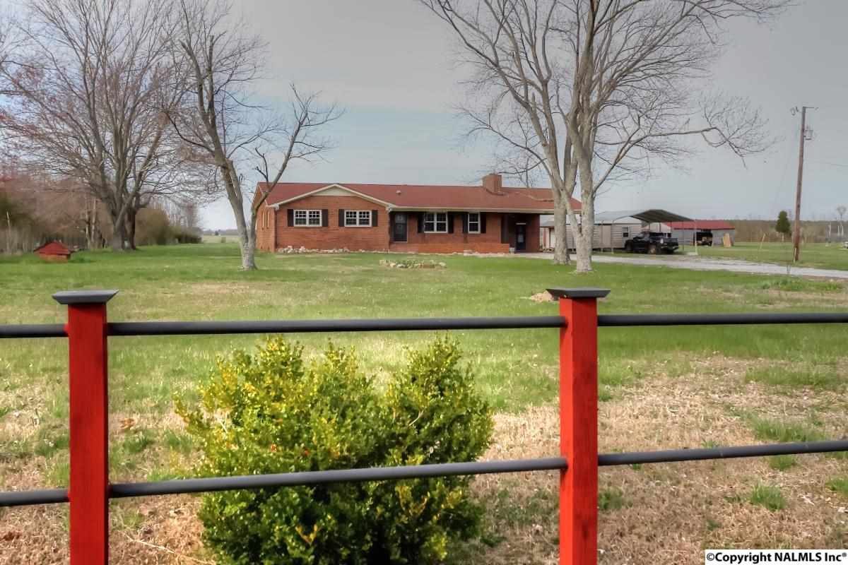3215 Elkwood Section Rd, Hazel Green, AL 35750 photo 1