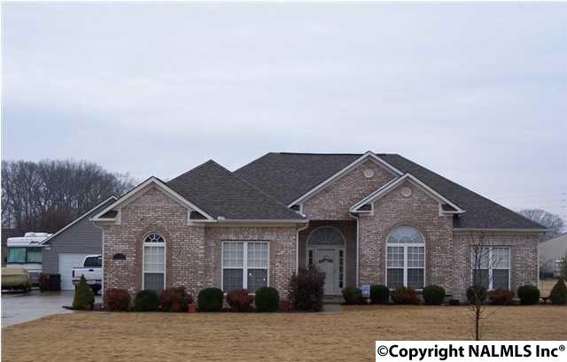 101 Patdean Dr, Huntsville, AL 35811 photo 1