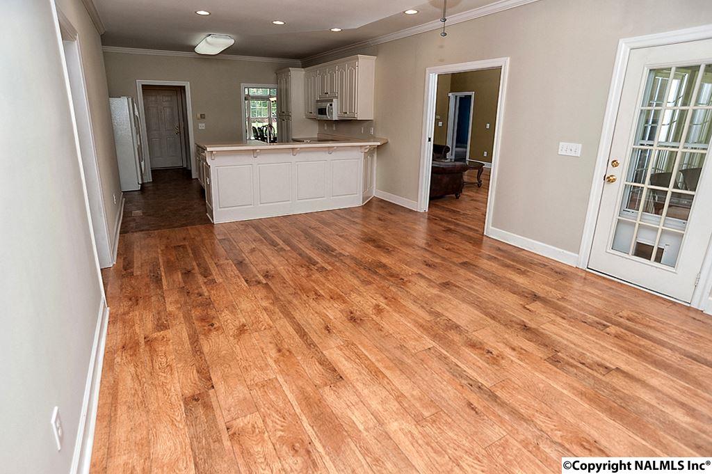 104 Alexandria Dr, Huntsville, AL 35806 MLS 1022435