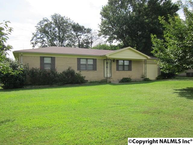 20418 Green Meadow Rd, Athens, AL 35614 photo 1