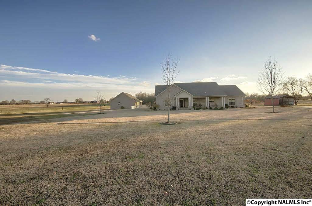 8650 County Road 92, Rogersville, AL 35652 photo 1