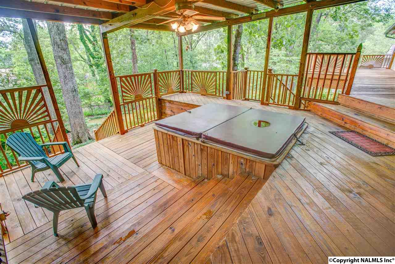 12112 Comanche Trl, Huntsville, AL 35803 MLS 1046669