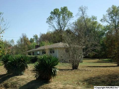 966 Saylor Cir, Arab, AL 35016 photo 5
