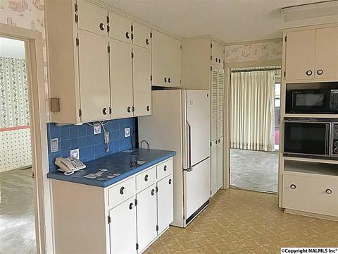375 Lakeside Dr, Centre, AL 35960 photo 11