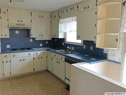 375 Lakeside Dr, Centre, AL 35960 photo 10