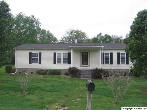 54 Click Dr, Grant, AL 35747 photo 1