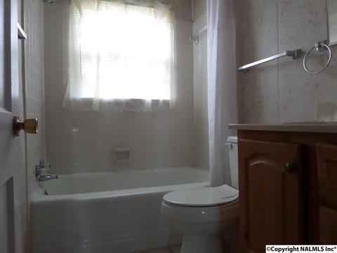 607 E Chestnut St, Gadsden, AL 35903 photo 37