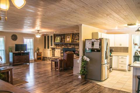 1205 Simpson Point Rd, Grant, AL 35747 photo 8