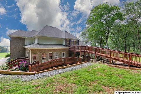 240 Mountain Ln, Gurley, AL 35748 photo 2