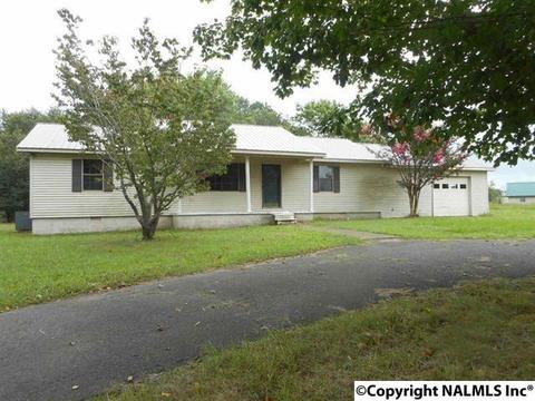 1614 Tower Rd, Arab, AL 35016 photo 1