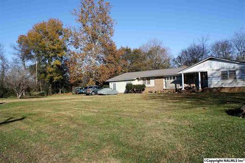 816 Sewell Rd, Trinity, AL 35673 photo 3