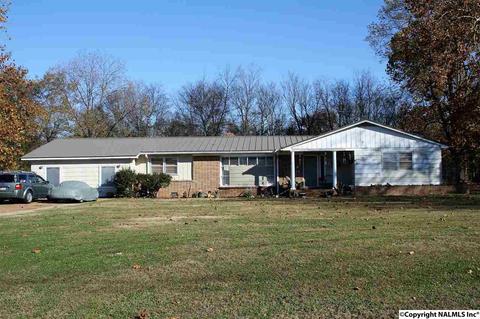 816 Sewell Rd, Trinity, AL 35673 photo 2