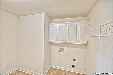305 Cloverleaf Cir, Killen, AL 35645 photo 17