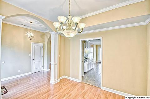 305 Cloverleaf Cir, Killen, AL 35645 photo 8