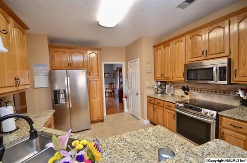 604 Meadowview Dr, Hartselle, AL 35640 photo 13