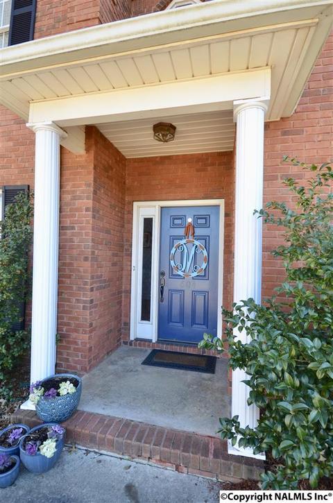 604 Meadowview Dr, Hartselle, AL 35640 photo 2