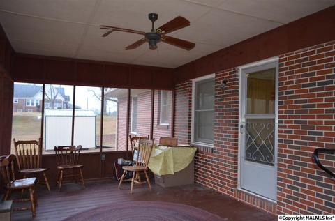 108 E Main St, Glencoe, AL 35905 photo 14