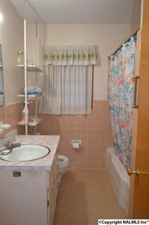 108 E Main St, Glencoe, AL 35905 photo 10
