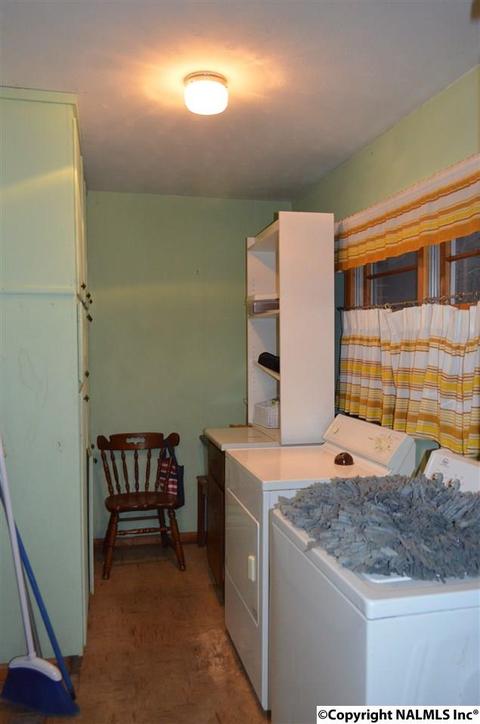 108 E Main St, Glencoe, AL 35905 photo 17