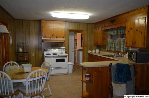 108 E Main St, Glencoe, AL 35905 photo 6