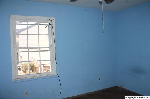142 E Cherry St, Gadsden, AL 35903 photo 8