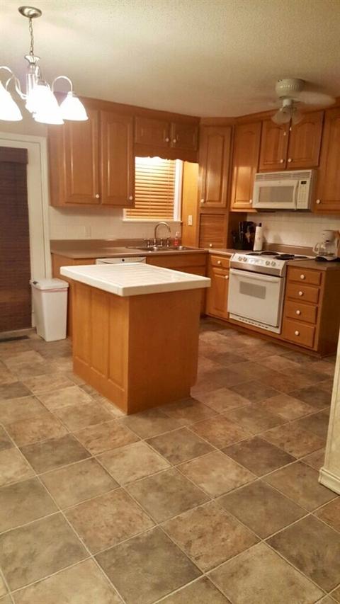 375 E 2nd Ave, Grant, AL 35747 photo 7