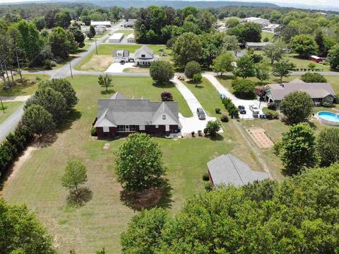 207 3rd Ave E, Grant, AL 35747 photo 2