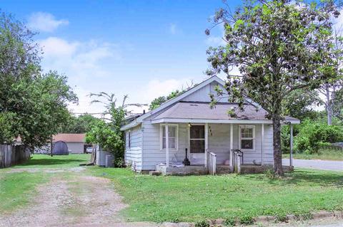 219 N Eclipse St, Florence, AL 35630 photo 1