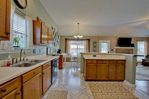 115 Progress Ln, Madison, AL 35758 photo 7