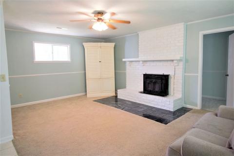 401 Garrett Dr, Centre, AL 35960 photo 4