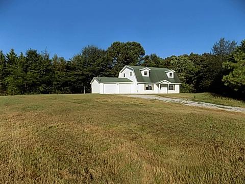 55 Lannes Dr W, Killen, AL 35645 photo 1