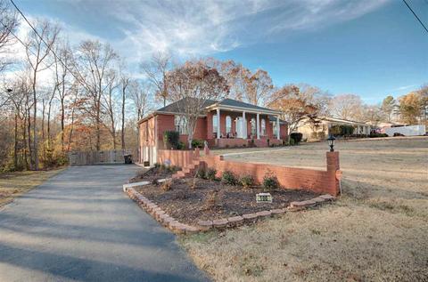100 Pinecrest Dr, Trinity, AL 35673 photo 2