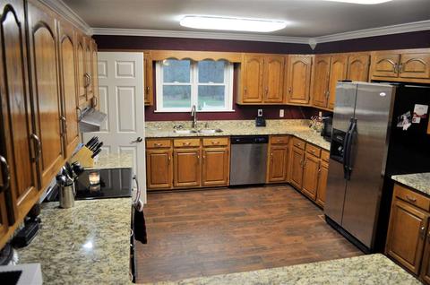 806 County Road 421, Killen, AL 35645 photo 12