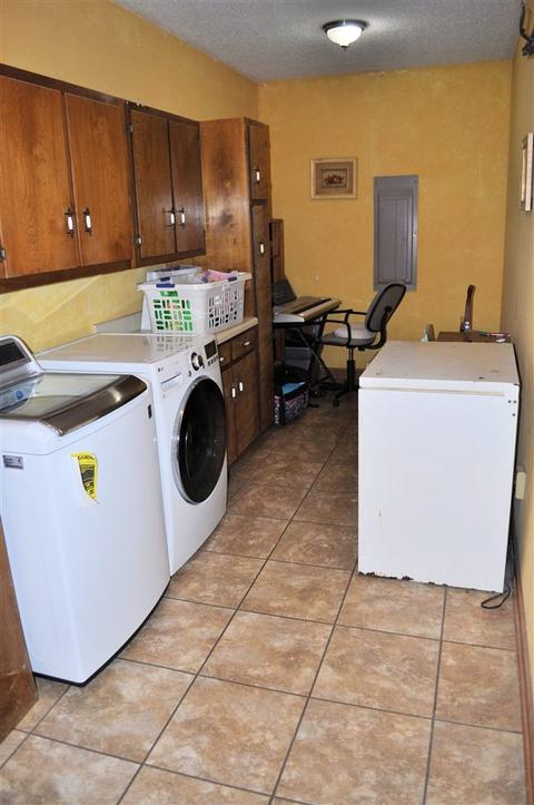 806 County Road 421, Killen, AL 35645 photo 37