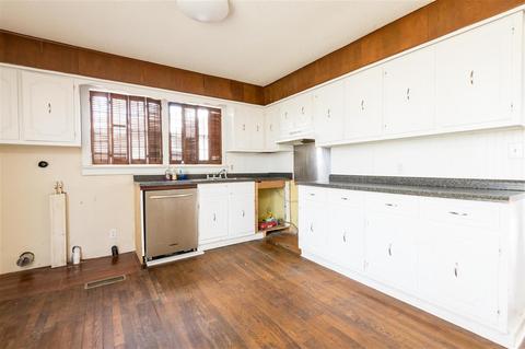 103 Button Ave, Florence, AL 35630 photo 9