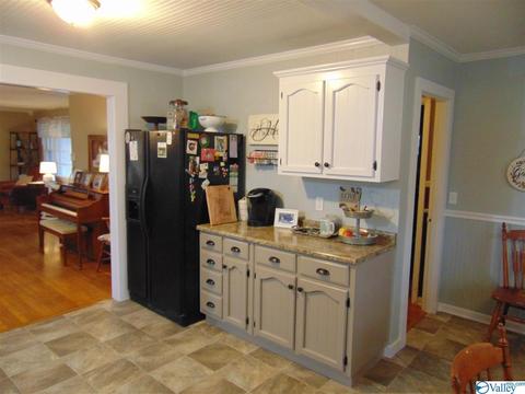 741 3rd St NE, Arab, AL 35016 photo 10