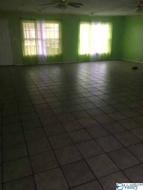 309 Hazel St, Centre, AL 35960 photo 7