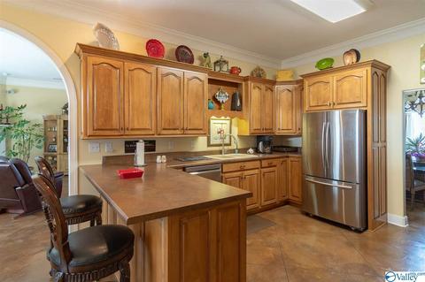 27 Hidden Creek Dr, Trinity, AL 35673 photo 11