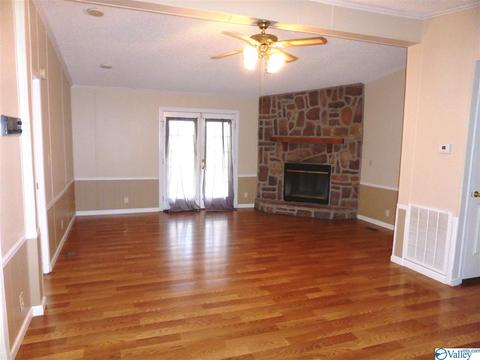 21625 Easter Ferry Rd, Elkmont, AL 35620 photo 2