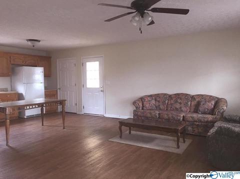 959 E Main St, Centre, AL 35960 photo 3