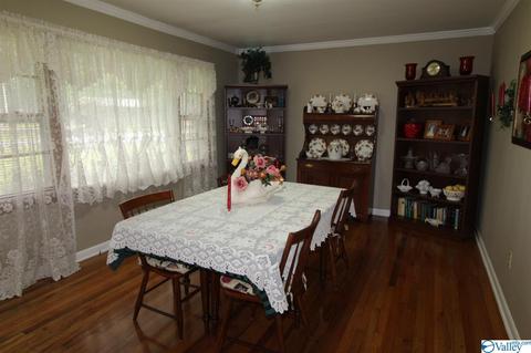 214 NE 7th Ave, Arab, AL 35016 photo 3